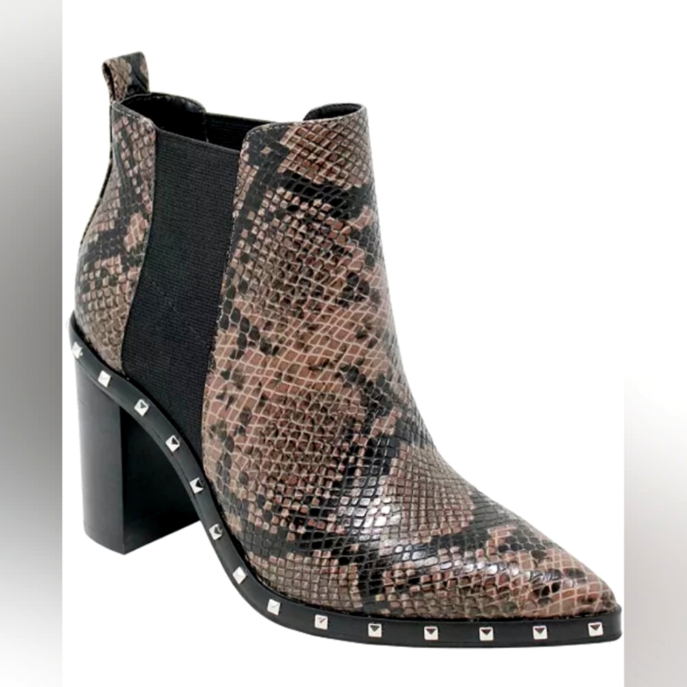 CHARLES BY CHARLES DAVID- Women's Duke Studded Chelsea Booties Size: 9.5
